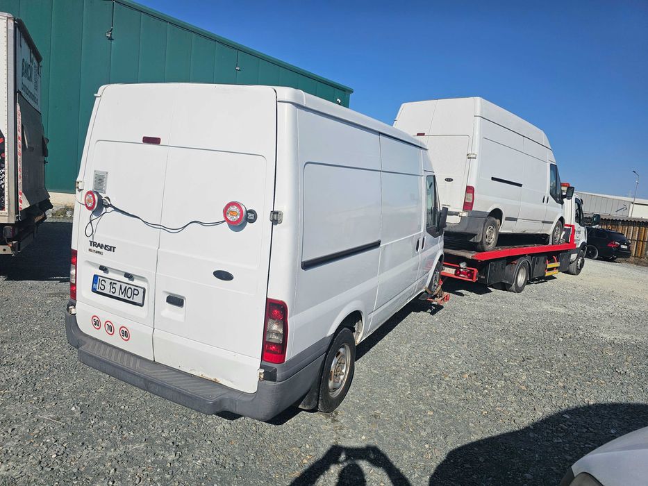 Tractări Auto iași. Platformă auto hidraulică. Asistență Rutieră  Iași