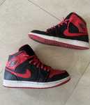Nike air Jordan 1 mid red