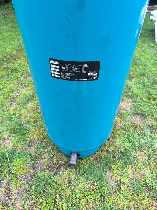 Разширителен съд Grundfos 300L 10 Bar