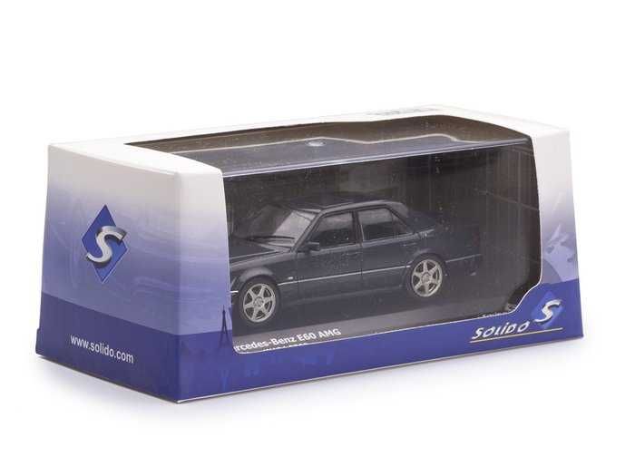 Модель Mercedes E500 1:43 Solido