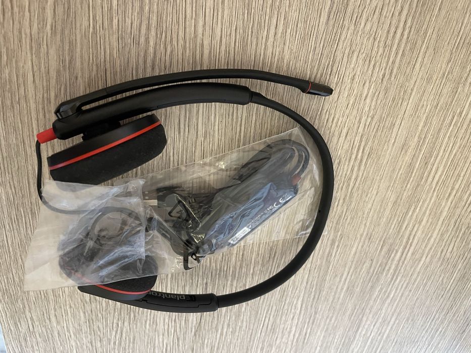 Нови Слушалки Platronics