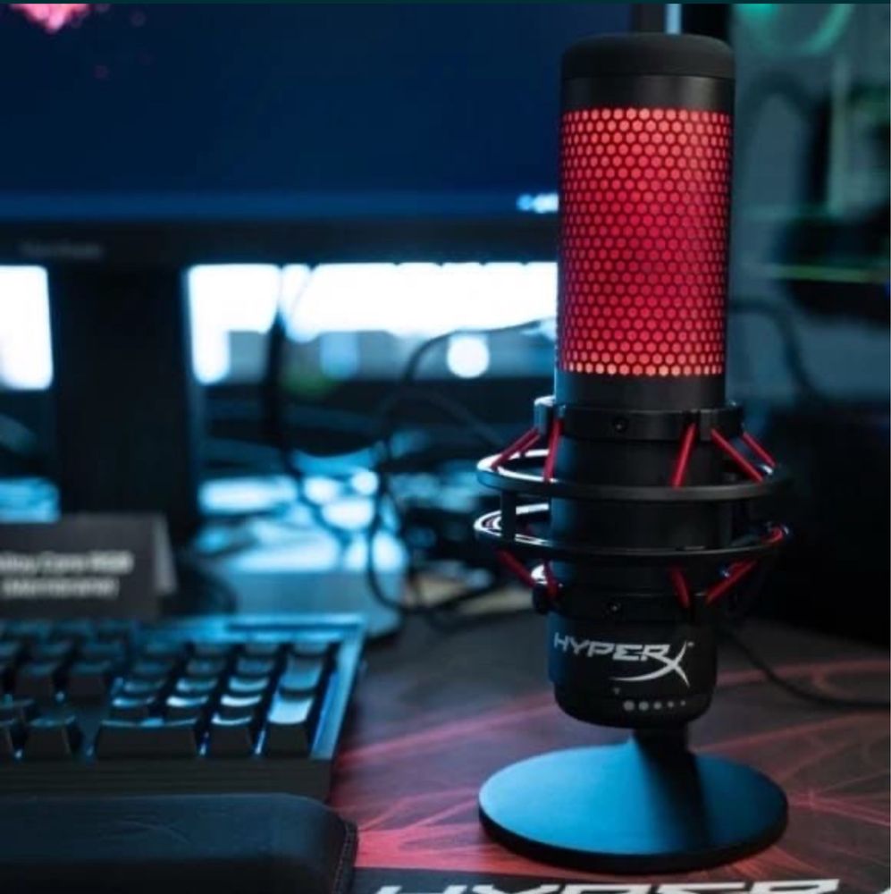 Микрофон HyperX QuadCast