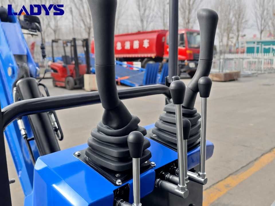 Мини багер LADYS DY12 за продажба, директни продажби от фабриката
