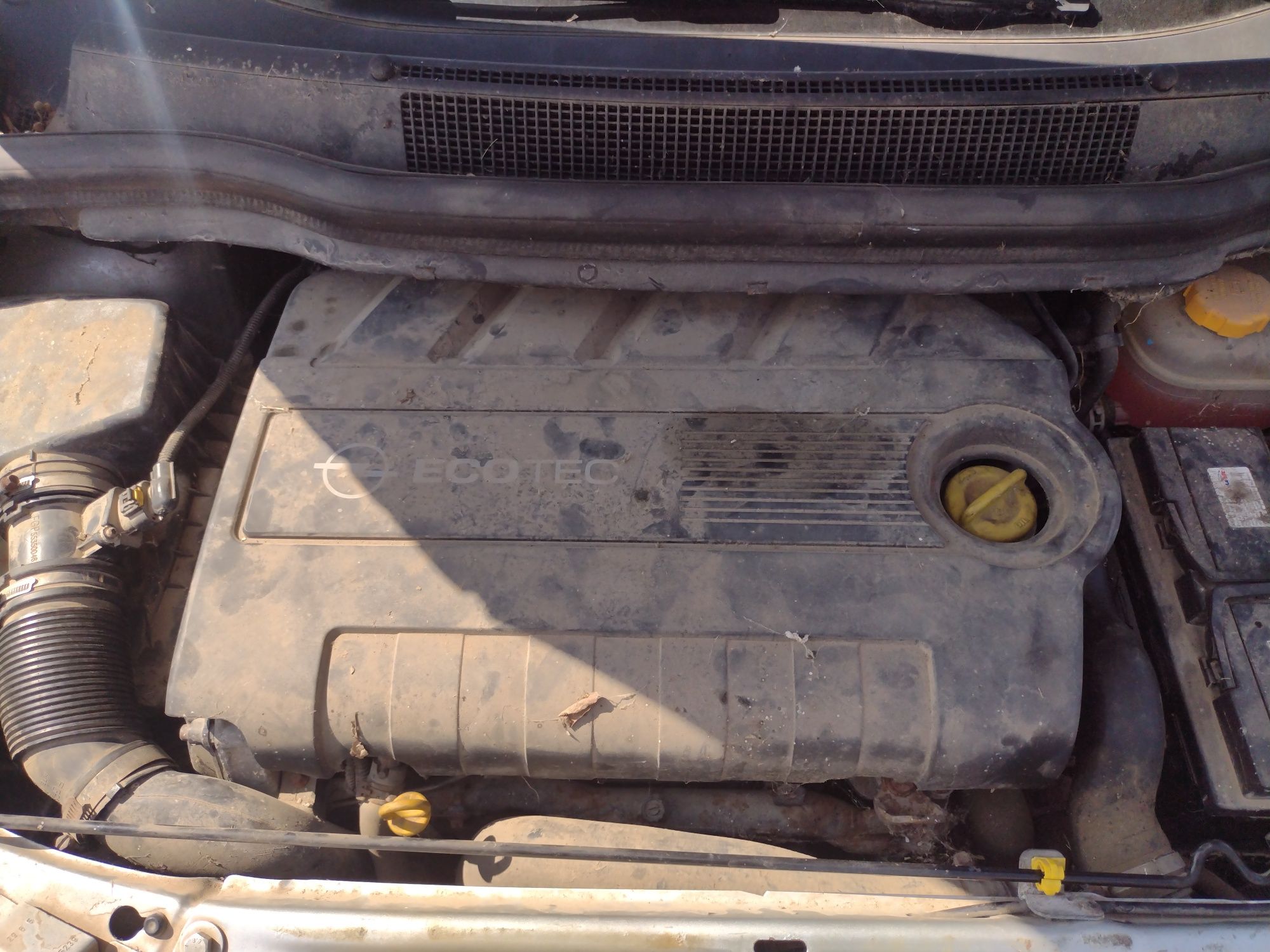 Опел Зафира Opel Zafira B 1.9 на части