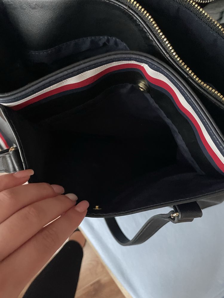 Tommy  Hilfiger чанта