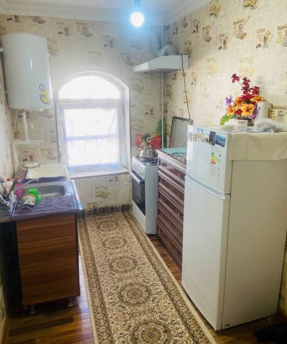 Yunusobod shaxriston metro yonida