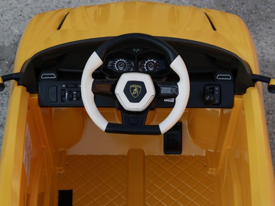 Masinuta electrica pentru copii Lamborghini Urus 2x 25W 12V #Galben