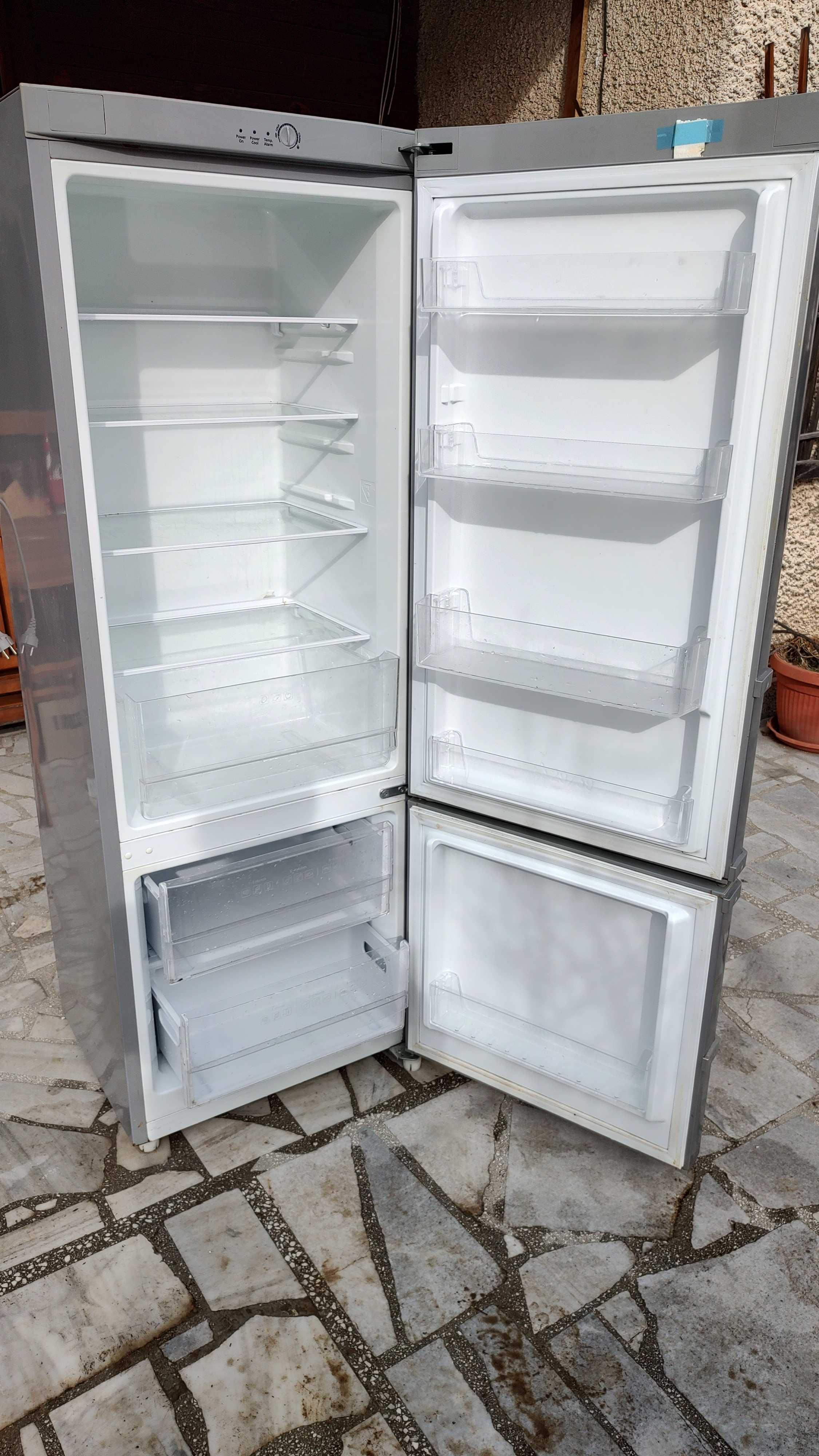 Хладилник с фризер Samsung RL-29THCTS