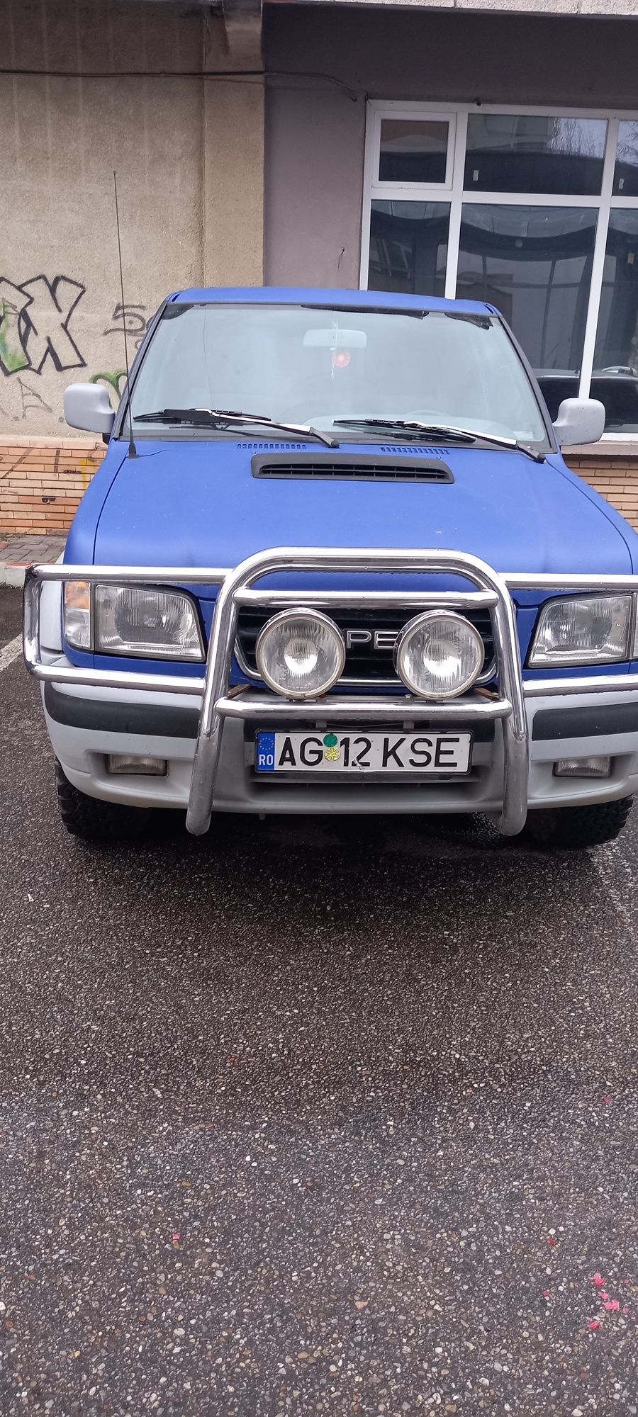 Isuzu trooper/Opel monterei