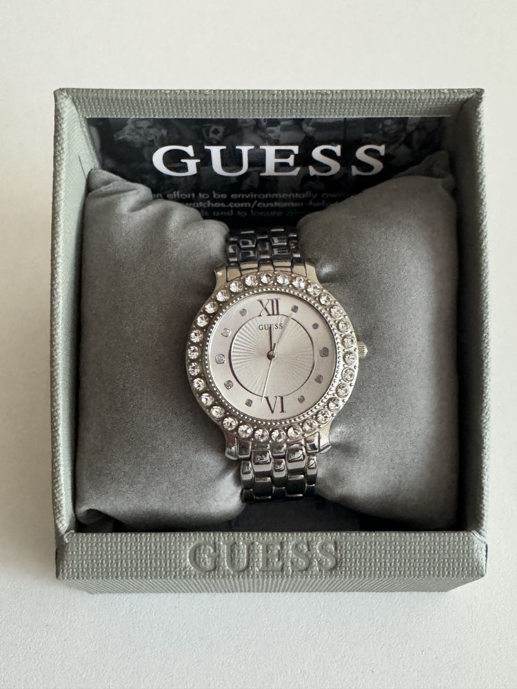 Дамски часовник GUESS
