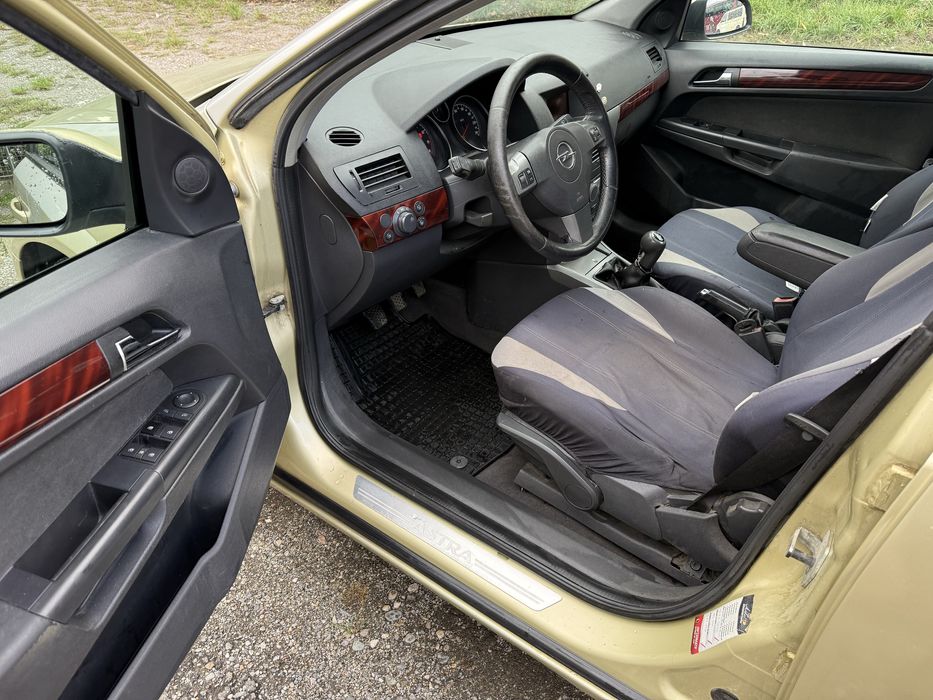 Opel astra H 1.6 105 cp