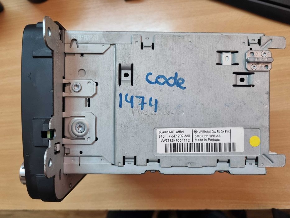 CD с радио за VW Touran.