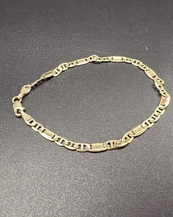 Dracula Amanet: Bratara de Aur 2.30Gr/14K.