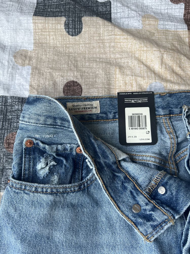 Дънки Levi’s нови с етикет