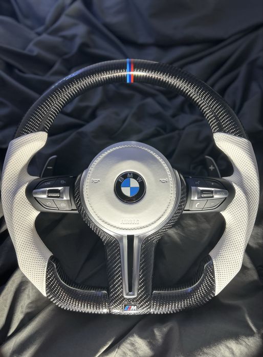 Volan BMW Carbon Seria 1/2/3/4/5/6/7/X1/X3/X4/X5/X6 Montaj Inclus