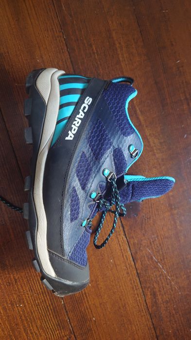 Туристически обувки Scarpa 38 номер