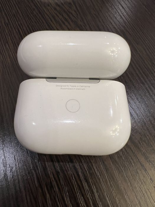 кейс AirPods a2566