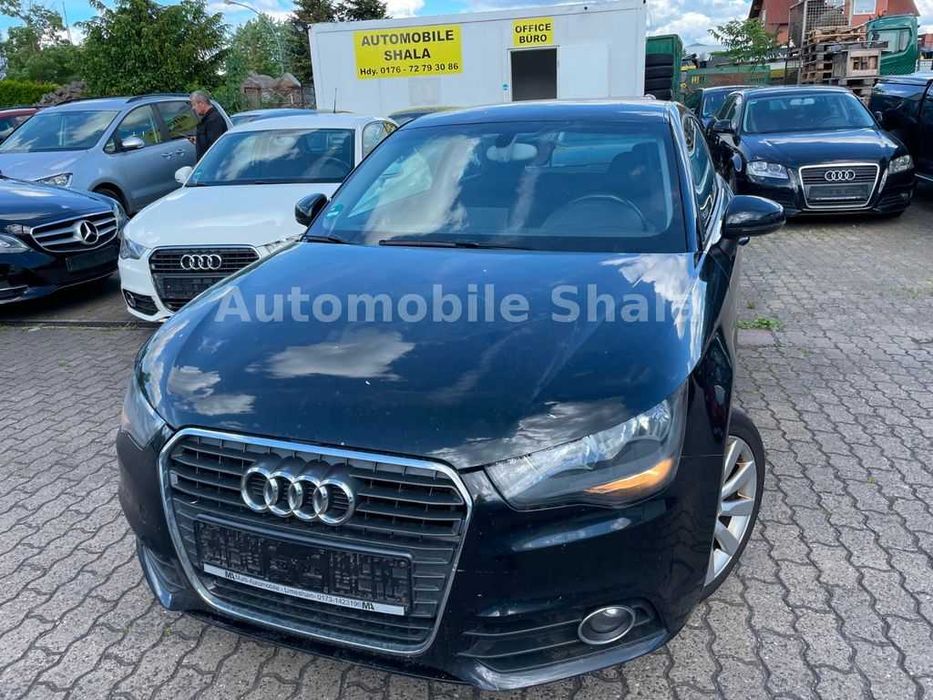 Vând Audi A1 2011