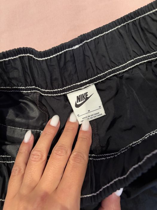 Дамски къси гащи Nike