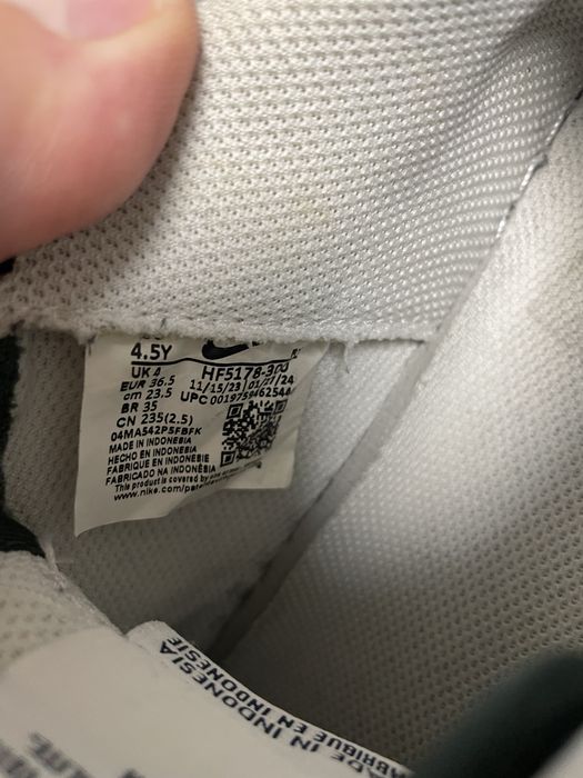 Nike Air Firce 1 , Unisex nr . 36,5 cm . 23,5