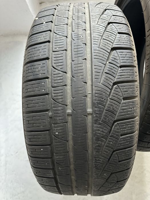 Vand set 2 anvelope 235/40/19 Pirelli Sottozero iarna