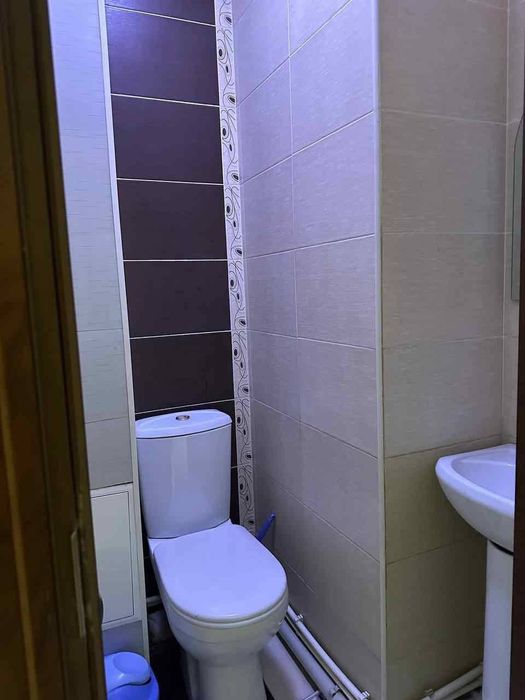 Юнусабад 3х комнатная 3/2/4. 5 больница.