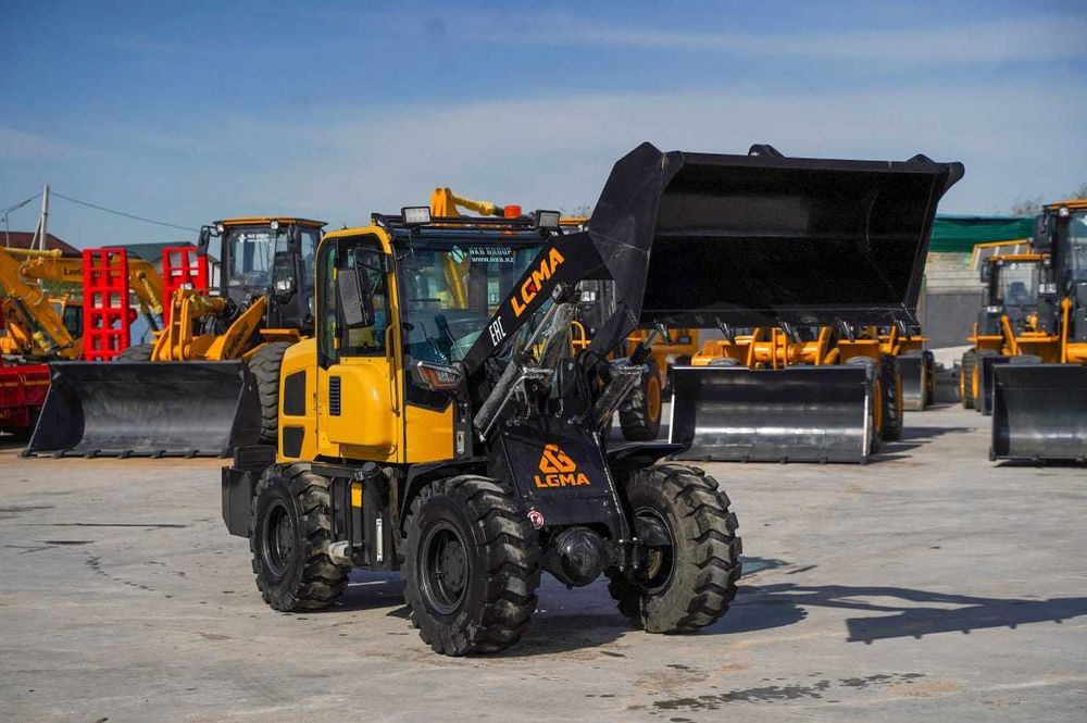 Мини погрузчик Lugong T916