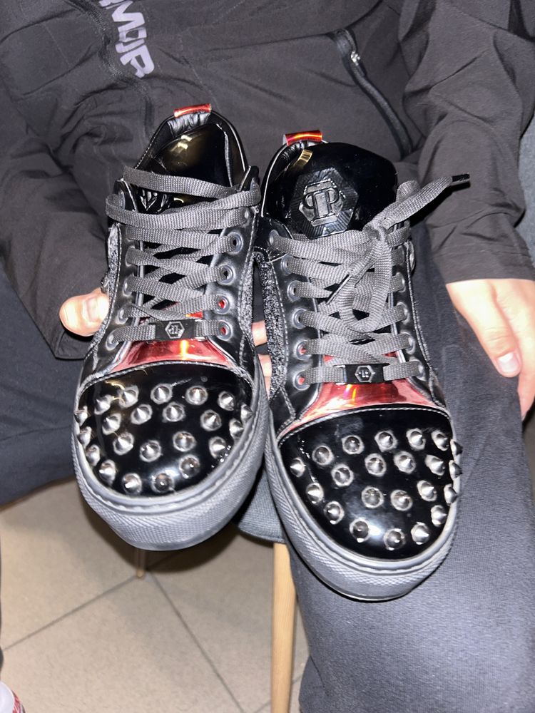 Philipp plein pret initial 750(negociabil)