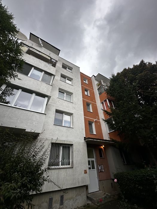 Apartament 2 camere , 52mp în Tudor