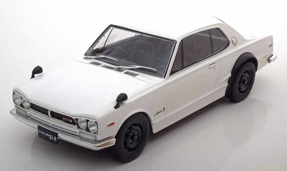 Macheta auto Nissan Skyline GT-R KPGC10 1:18 Triple 9