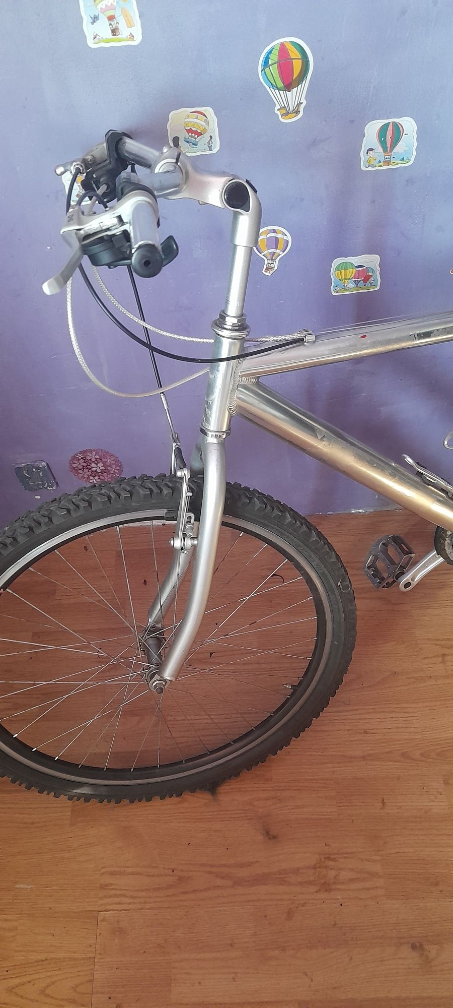 Vand bicicleta, 200 lei