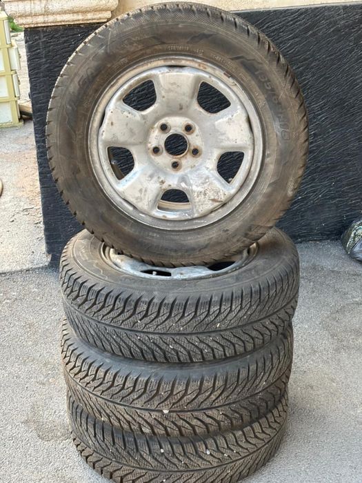 шины с дисками зимние комплект