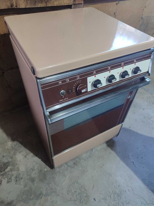 Продается газовый плита