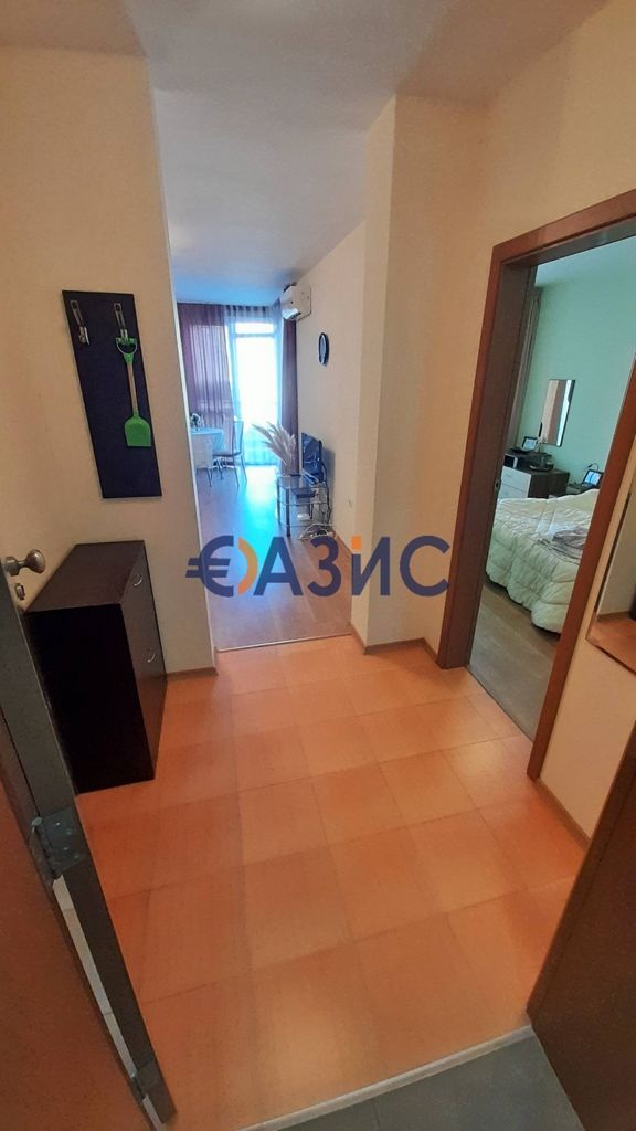 Продава се Двустаен апартамент в Свети Влас - 70 кв.м за 1215 €/кв.м - Снимка #1
