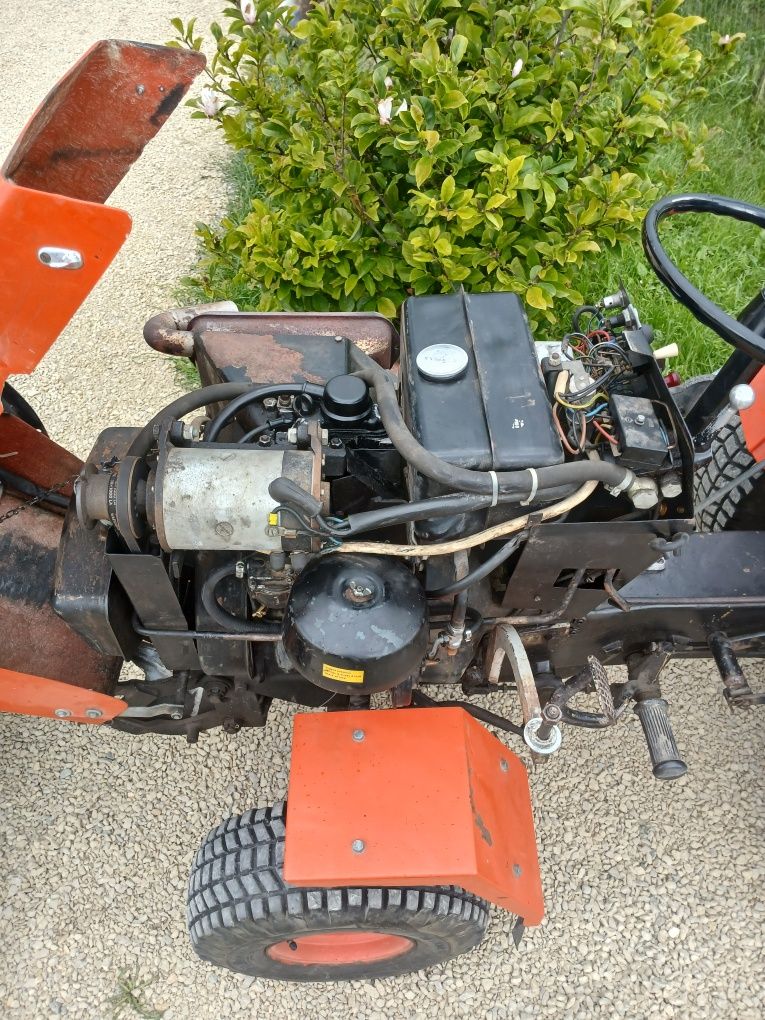 Tractoras Hako de vavzare