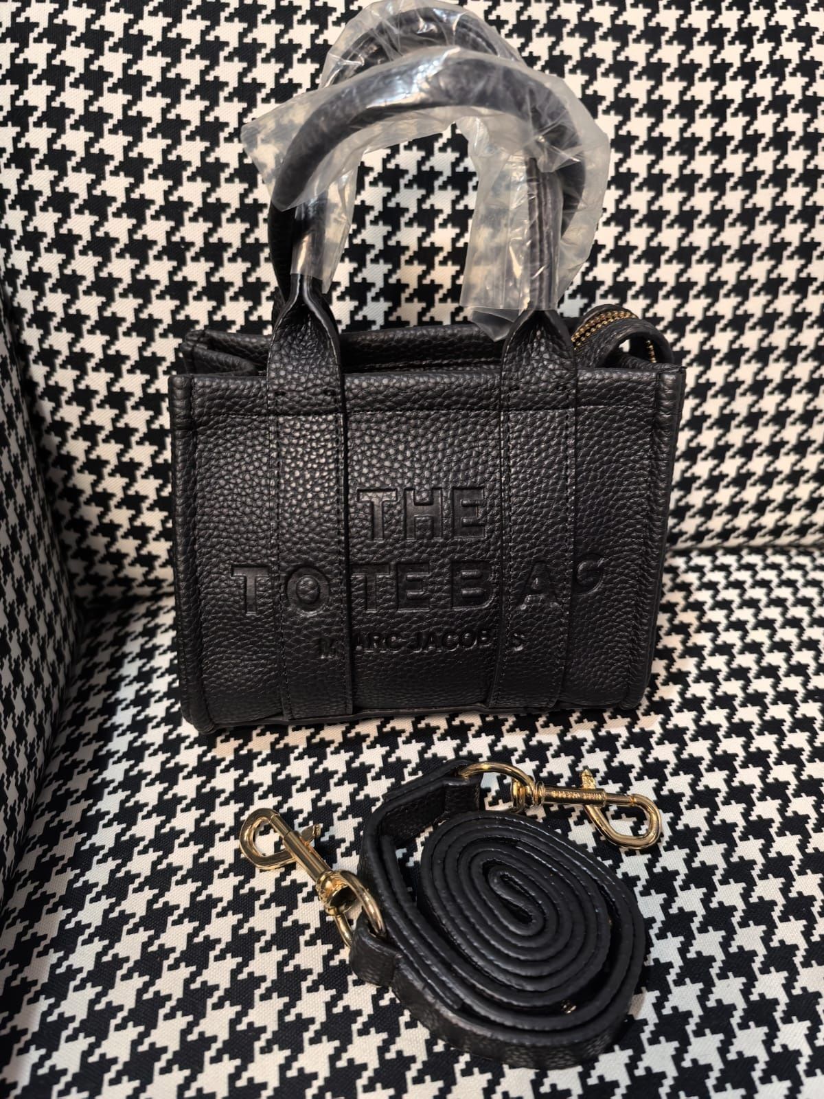 The Tote Bag дамска чанта