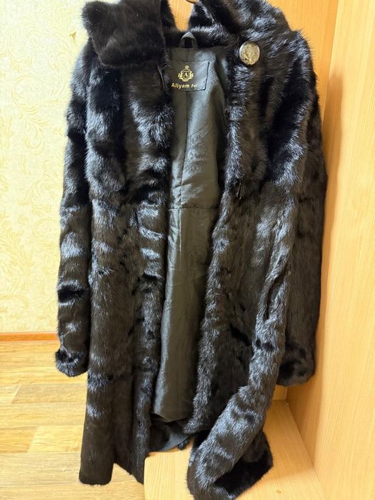 Норковая шуба бриллиантовый черный