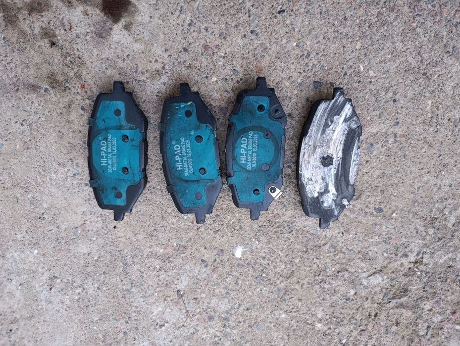 Колодки для оникс и трекер