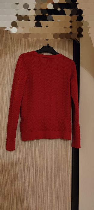 Cardigan 100% lana culoare roșu model deosebit XS-