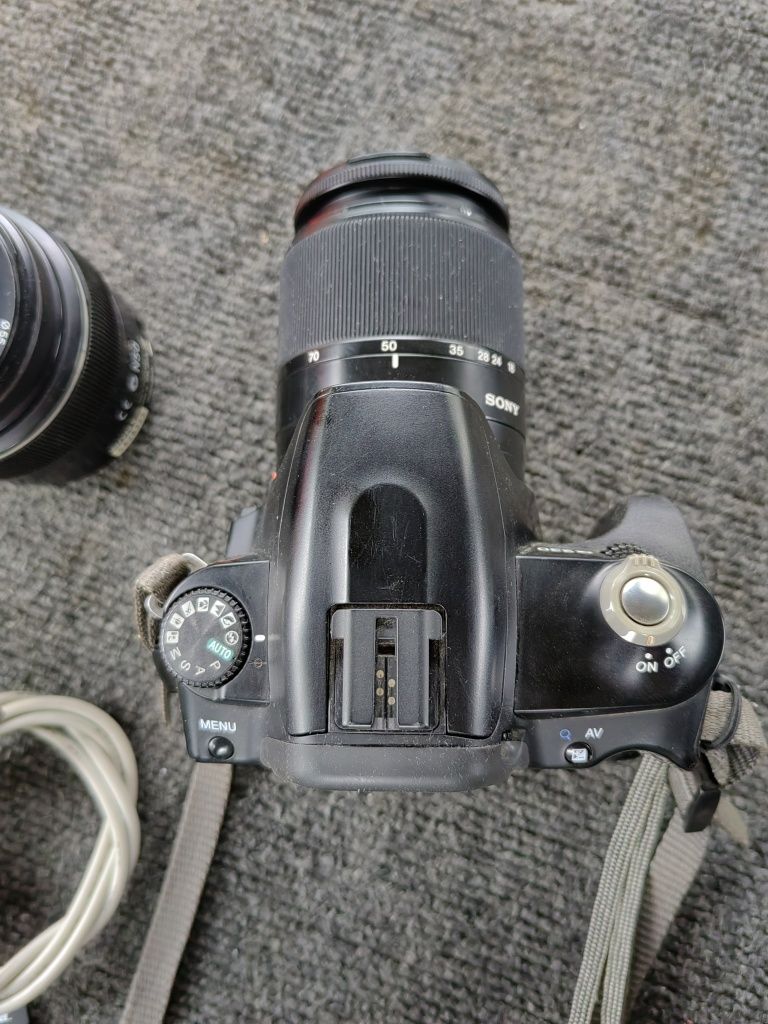 Aparat foto Sony 230