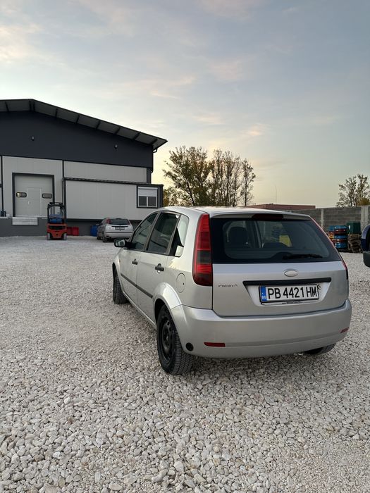 FORD FIESTA 1,4 бензин/газ+климатик за части