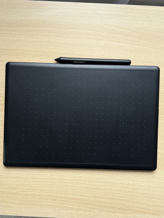 Графический планшет Wacom medium