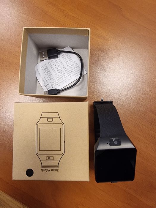 Смарт часовник smartwatch DZ 09 НОВ в кутия