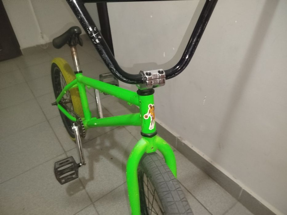 Продаеться велик бмх