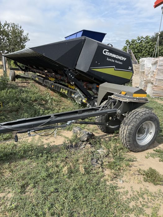 Echipament recoltat floarea-soarelui Geringhoff SunLite Horizon 30