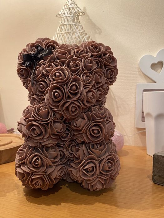 Ursuleti din trandafiri de spuma si aranjamente din flori de sapun