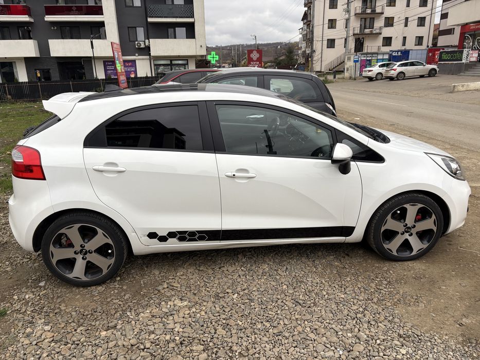 Vand Kia Rio 2013