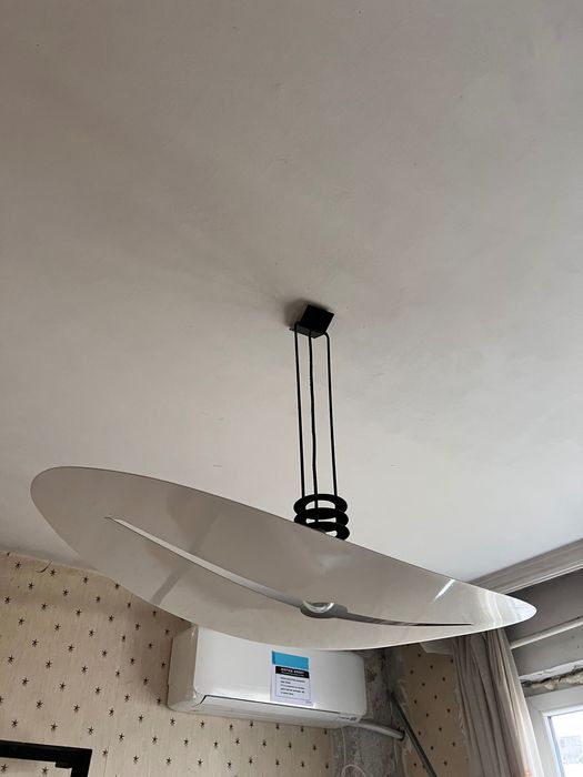 Полилей с модерен дизайн