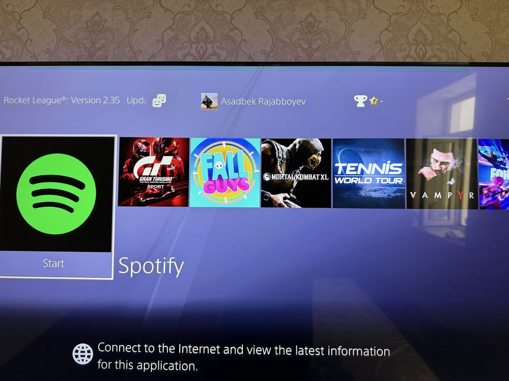 Ps4 pro oyini bilan vizlom qilsa boladi