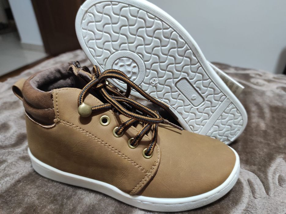 Ghete băieți nr 32